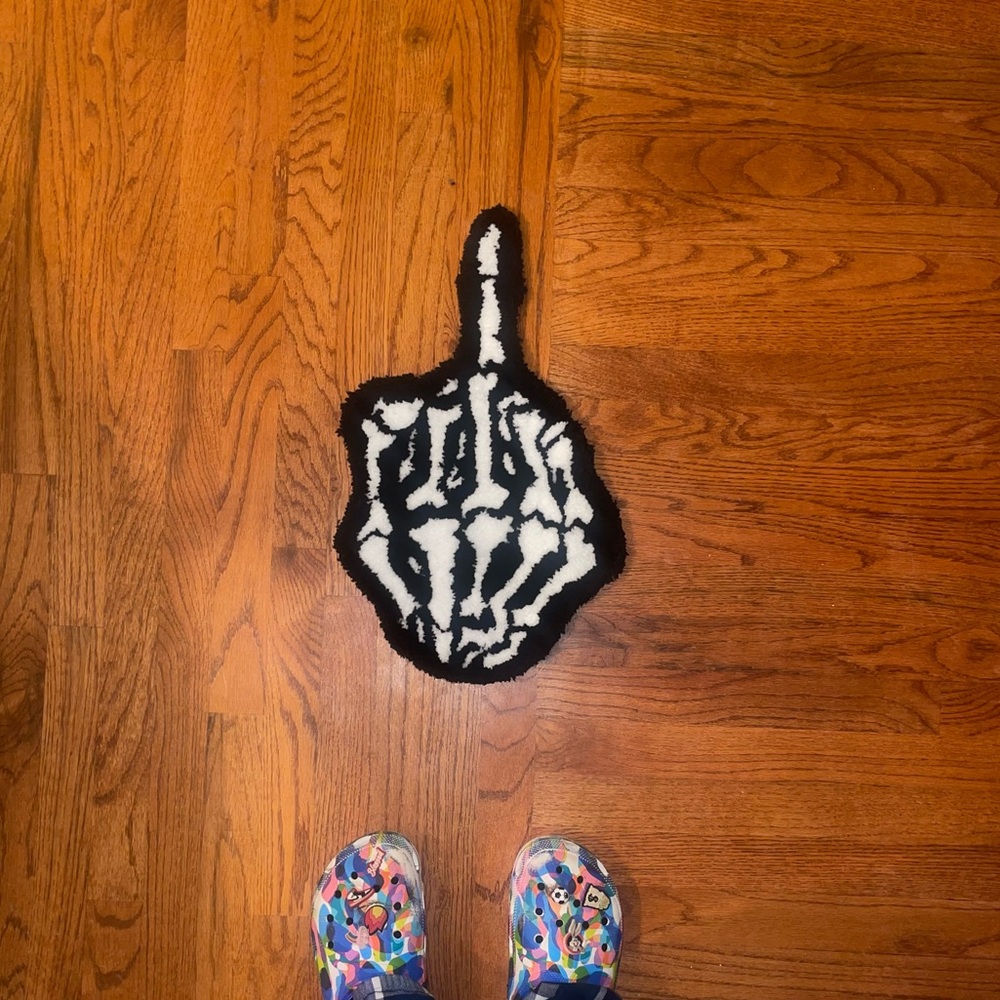 Floor Decor - “Skeleton Rug”

100% acrylic yarn, handmade, custom rug. FU Rug